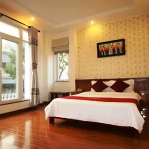 Omega ** Da Nang